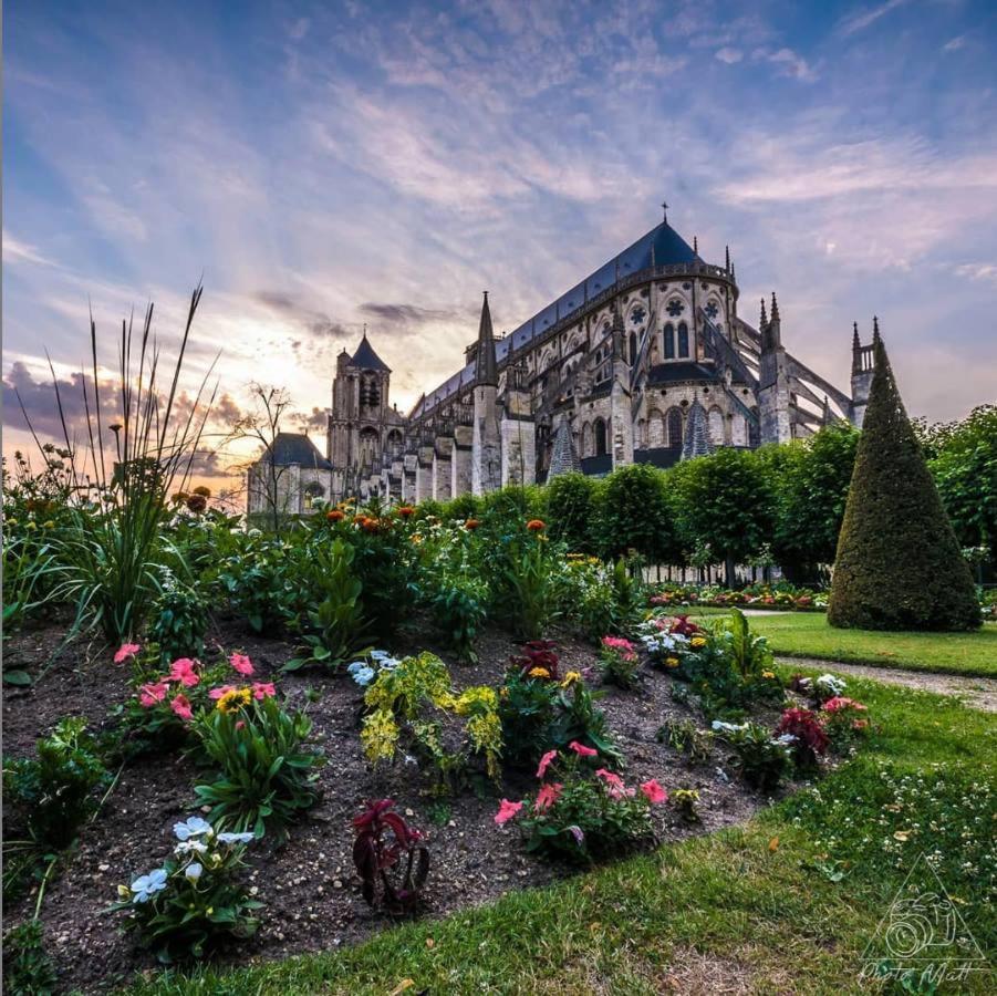 La Maison Dormoy - Maison De Ville - Coeur De Bourges Exterior photo